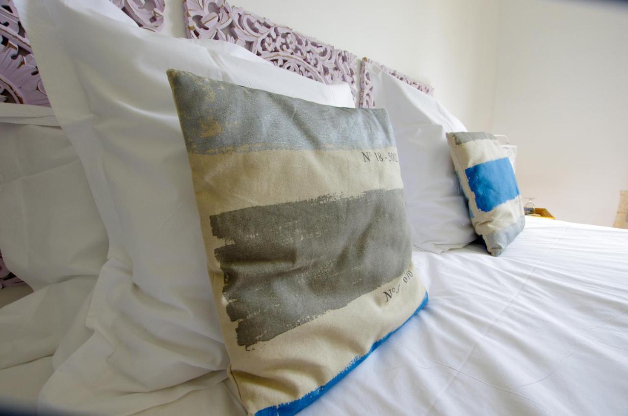 Logis Saint Leonard Bed & Breakfast Dompierre-sur-Mer Bagian luar foto