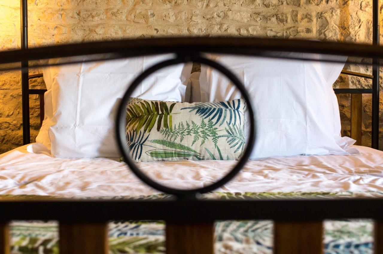 Logis Saint Leonard Bed & Breakfast Dompierre-sur-Mer Bagian luar foto