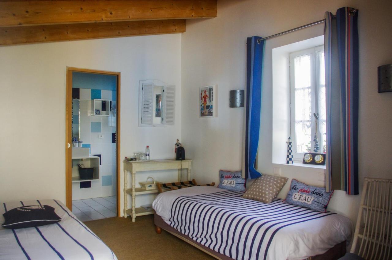 Logis Saint Leonard Bed & Breakfast Dompierre-sur-Mer Bagian luar foto