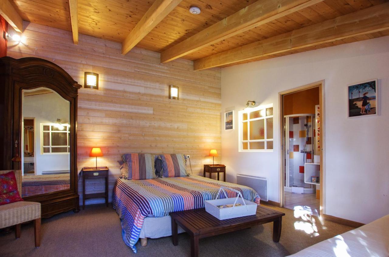 Logis Saint Leonard Bed & Breakfast Dompierre-sur-Mer Bagian luar foto