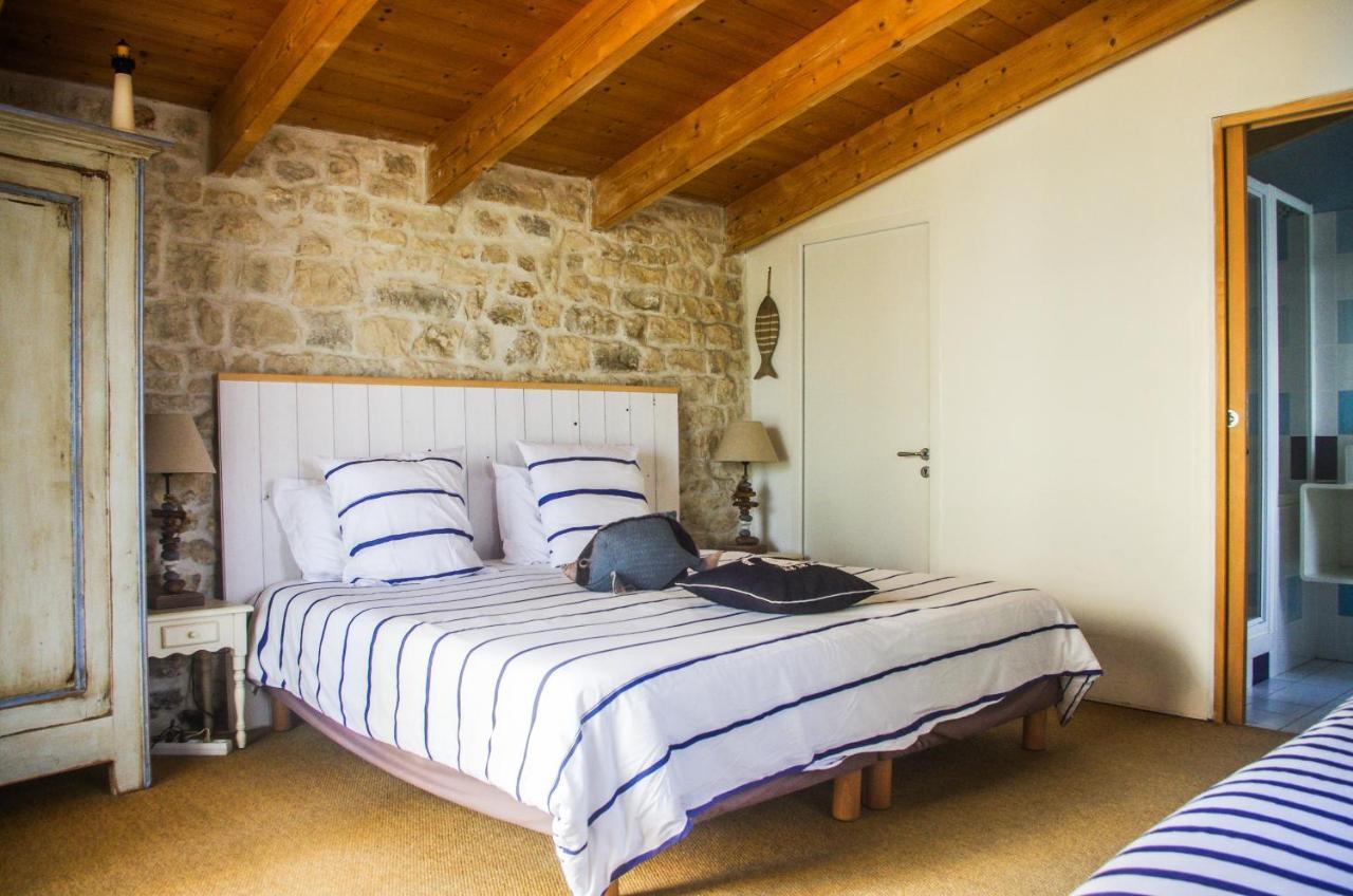 Logis Saint Leonard Bed & Breakfast Dompierre-sur-Mer Bagian luar foto