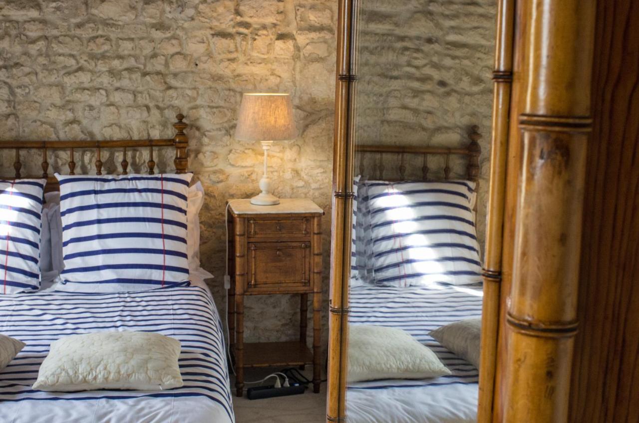 Logis Saint Leonard Bed & Breakfast Dompierre-sur-Mer Bagian luar foto